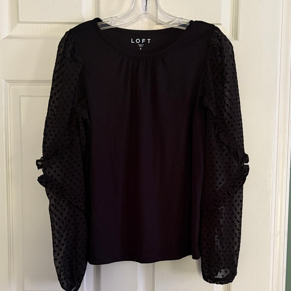 LOFT ADORABLE NEWw/out tags Mixed Media Black Blouse w/Sheer Polka Dot Sleeves